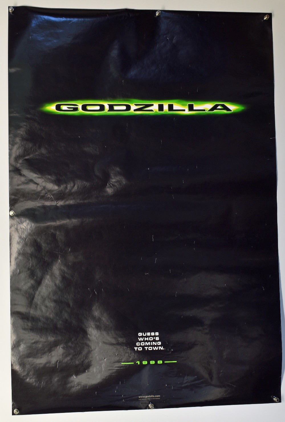 Original Movie/Film Posters Godzilla 1998 2x variations^ 27x40^ light creases^ o/w in good condition - Image 2 of 2