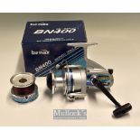 Banax BN400 spinning reel with spare spool with anodized spool^ full bail^ folding handle^ aluminium