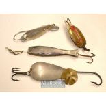 Interesting collection of various US and English lures (4) – to incl scarce brass spring loaded