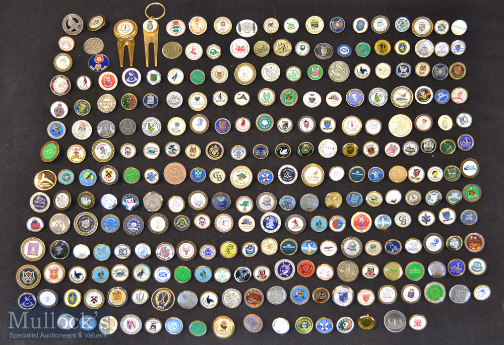 Large Collection of Golf Ball Markers – Featuring many golf clubs from around the UK^ Europe^