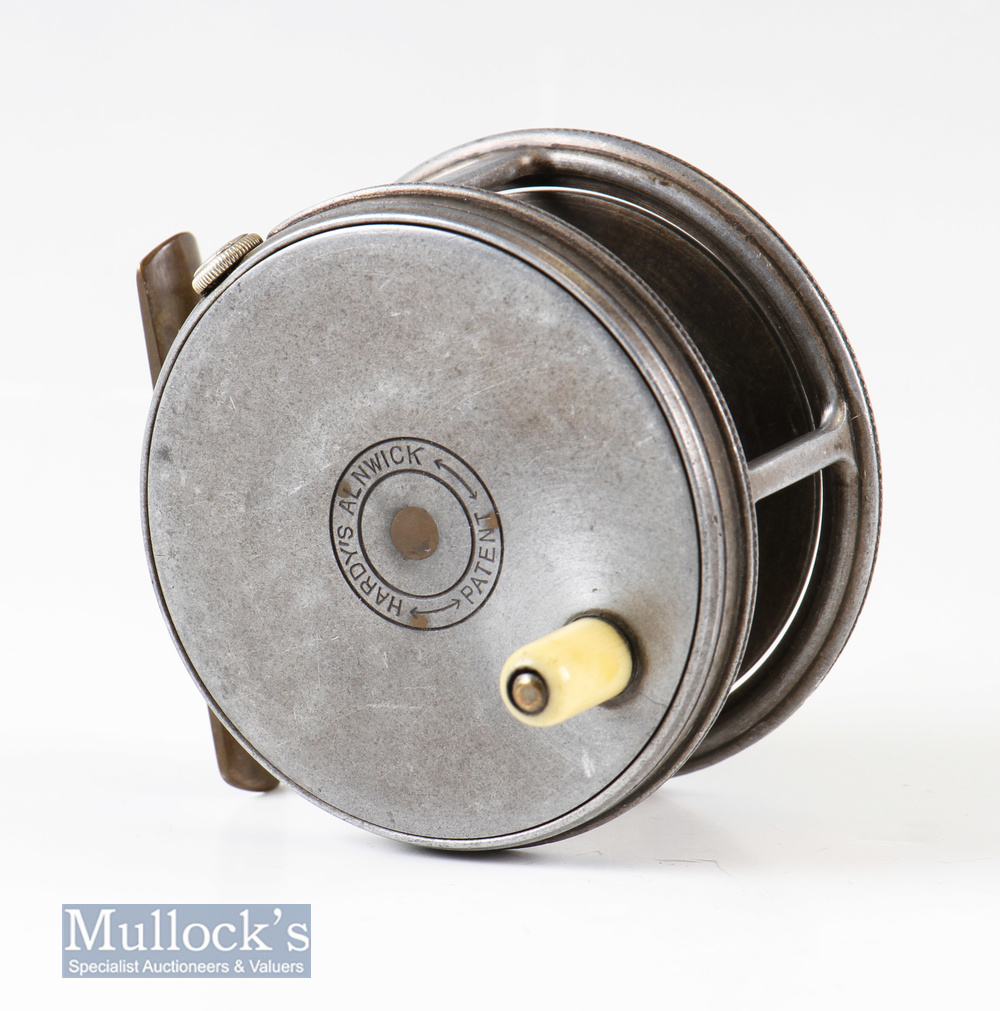 Fine Hardy Bros Alnwick Perfect 3” wide drum alloy fly reel stamped internally 7^ early 1900 - Image 2 of 2