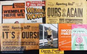 Selection of Wolverhampton Wanderers Football items to include 1949 Sporting Star Cup Final edition^