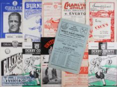 1949/50 Everton Away Football Programmes to include Chelsea^ Burnley^ Liverpool^ Charlton Athl.^