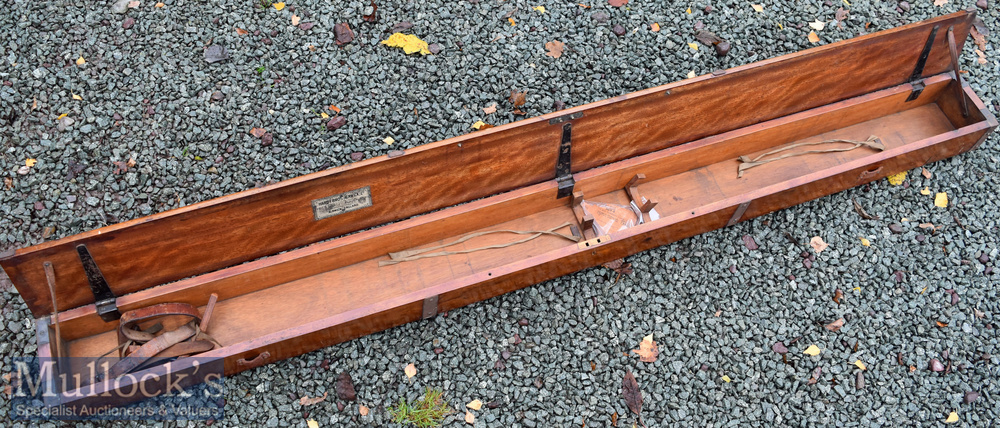 Early Hardy Bros Alnwick Mahogany Travelling Rod Box – fitted with 4x metal outer bands and internal - Image 2 of 3