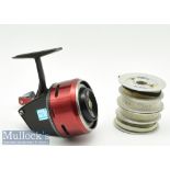 ABU 505 closed face reel in red and black, appears with 4 spare spools, appears in good condition