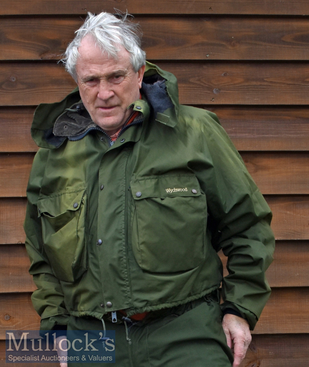 3x Wychwood Four Seasons Collection Aquatex Sporting Clothing – incl a long length coat, separate - Image 3 of 3