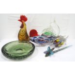 SELECTION OF COLOURED GLASS including a blown glass cockerel, 23cm high; two mottled Venetian