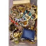 LARGE SELECTION OF COSTUME JEWELLERY including a cameo brooch, a large stone set brooch, a
