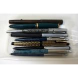 SELECTION OF VINTAGE PENS including a vintage Parker fountain pen and three Parker ballpoint pens,