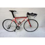 FORME ATT 1.0 TRIATHLON BICYCLE with an aerodynamic aluminium frame, FSA Vision crank and handle