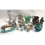 SELECTION OF CERAMICS including a Carltonware trinket dish, glass paperweight modeled with penguins,