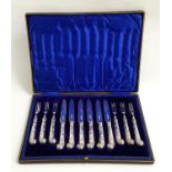 CASED SIX PLACE SETTING OF EDWARD VII SILVER SEAFOOD/COCKTAIL CUTLERY the pistol grip handles with
