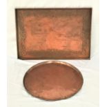 HEAVY GAUGE COPPER TRAY of circular form with a raised lip of rope twist design, 44cm diameter,