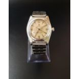 GENTLEMAN'S VINTAGE ROLEX OYSTER PERPETUAL WRISTWATCH the dial with Arabic 3, 6, 9 and 12 and with