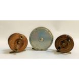 TWO VINTAGE MAHOGANY AND BRASS FISHING REELS one with a star back, both 3", and an aluminium and