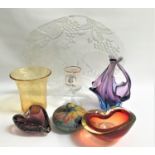 SELECTION OF DECORATIVE GLASSWARE including a Whitefriars style shaped bon-bon dish and amber