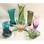 INTERESTING SELECTION OF GLASSWARE including a 1960s Venetian Murano art glass bowl and vase by
