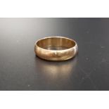 NINE CARAT GOLD WEDDING BAND ring size S and approximately 3.6 grams