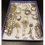 SELECTION OF SILVER JEWELLERY including a heavy curb link neck chain, a diamond set cluster ring,