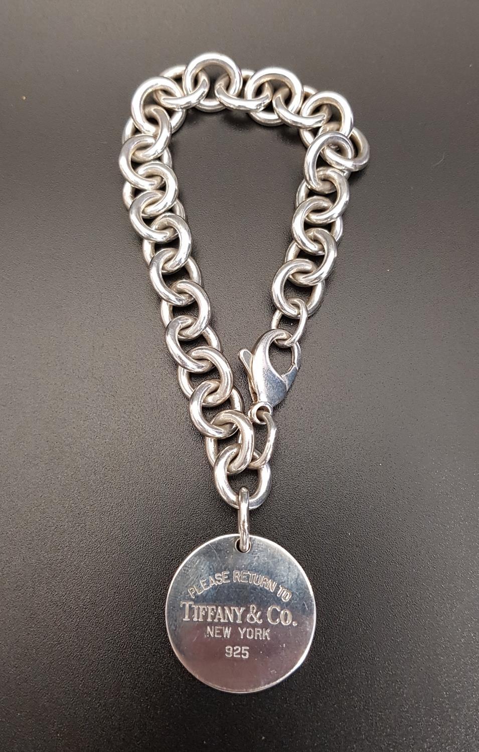 TIFFANY & CO SILVER ROUND TAG BRACELET the belcher link bracelet with round tag reading 'Please