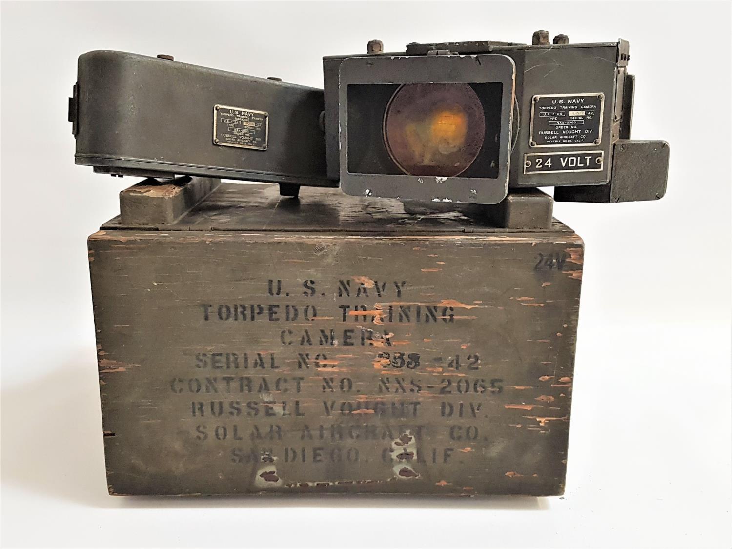 U.S. NAVY TORPEDO TRAINING CAMERA with two magazines, cased