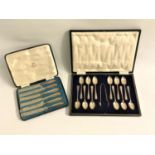 CASED SET OF EDWARD VIII SIDE KNIVES the steel blades marked Walker and Hall, Sheffield 1936, in