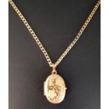 NINE CARAT GOLD LOCKET PENDANT with engraved floral decoration, on nine carat gold chain, total