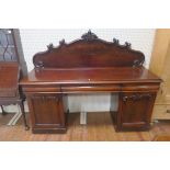 A GOOD 19th CENTURY MAHOGANY PEDESTAL SIDEBOARD,