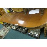 A MAHOGANY TELESCOPIC DINING TABLE,