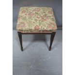 A GOOD 19th CENTURY HEPPLEWHITE DESIGN MAHOGANY STOOL,