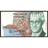 Banknotes, Central Bank of Ireland 'C' series, Ten Pounds, 1993-1999, collection of 8,