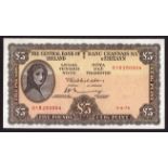 Banknotes, Central Bank 'Lady Lavery' Five Pounds collection, 1970-1975 (26).