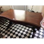 A 19th CENTURY MAHOGANY CENTRE TABLE,