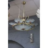 AN ITALIAN 1950s SIX BRANCH BRASS AND FROSTED MURANO GLASS SEVEN DISH CENTRE LIGHT with frosted