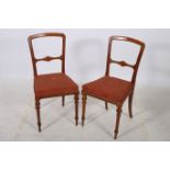 A PAIR OF ARTS AND CRAFTS SATINWOOD INLAID SIDE CHAIRS each with a curved top rail and shaped splat