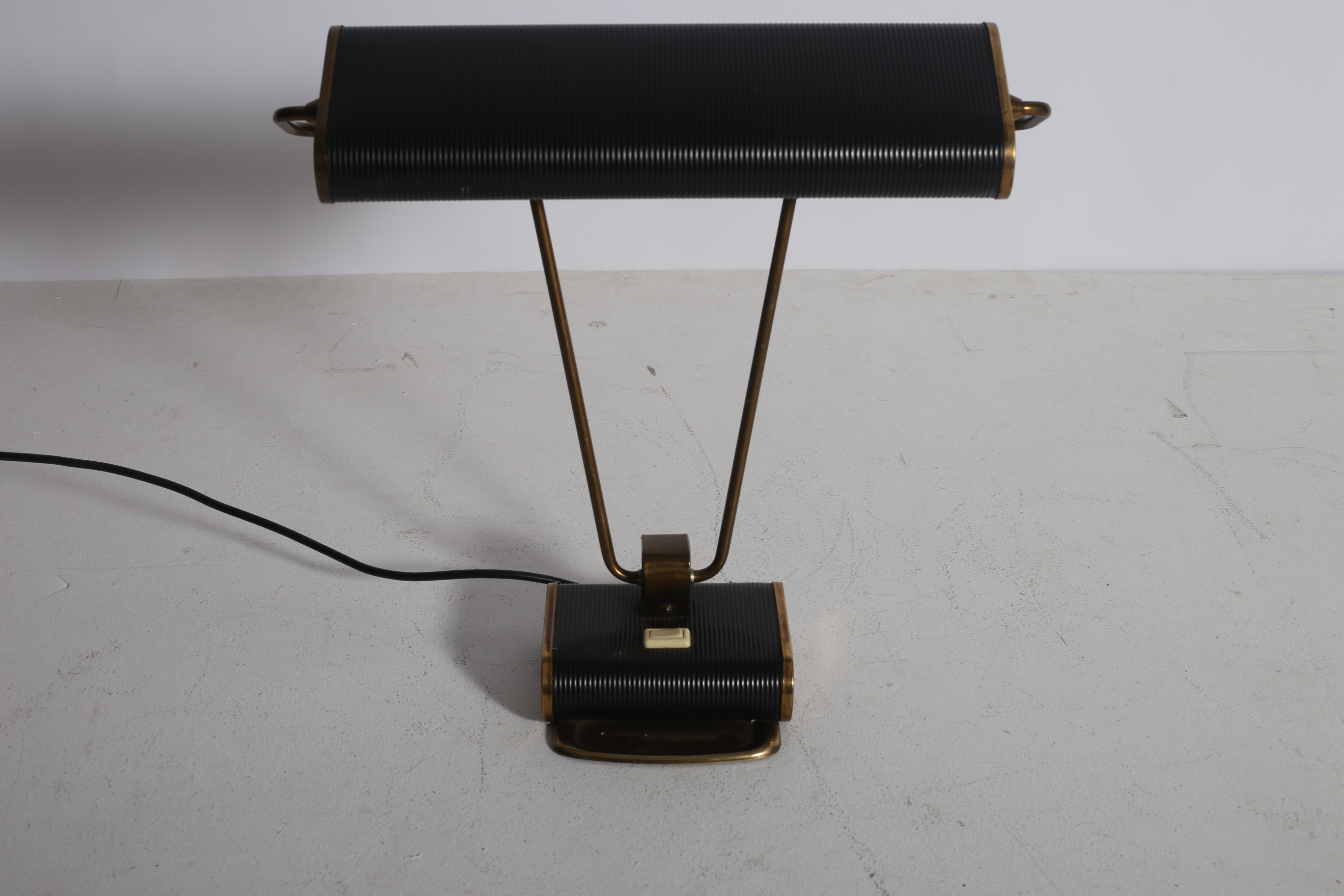 EILEEN GREY ORIGINAL DESIGNED BLACK AND BRASS TABLE LAMP By Jumo 1940 model number N71 with