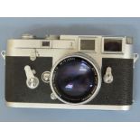 Leica M3 35mm camera no. 911729 with two lenses Ernst Leitz GmbH Wetzlar Summarit f=5cm 1:15 no.