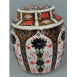 Royal Crown Derby ginger jar with Old Imari decoration - ht. 22 cm, pattern no. 1128, in original