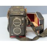 Yashica Mat 124 G TLR Camera with 2.8 - 3.5 80mm lenses in a black leather cse