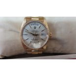 ROLEX gent's Day-Date 18K yellow gold Oyster Perpetual automatic wrist watch with President