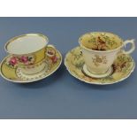 Chamberlains Worcester c 1810. Pattern No. 860 tea cup and saucer decorated with pink roses on a