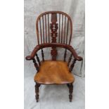 Good quality Victorian yew wood comb back Windsor chair with pierced splat back, solid seat,