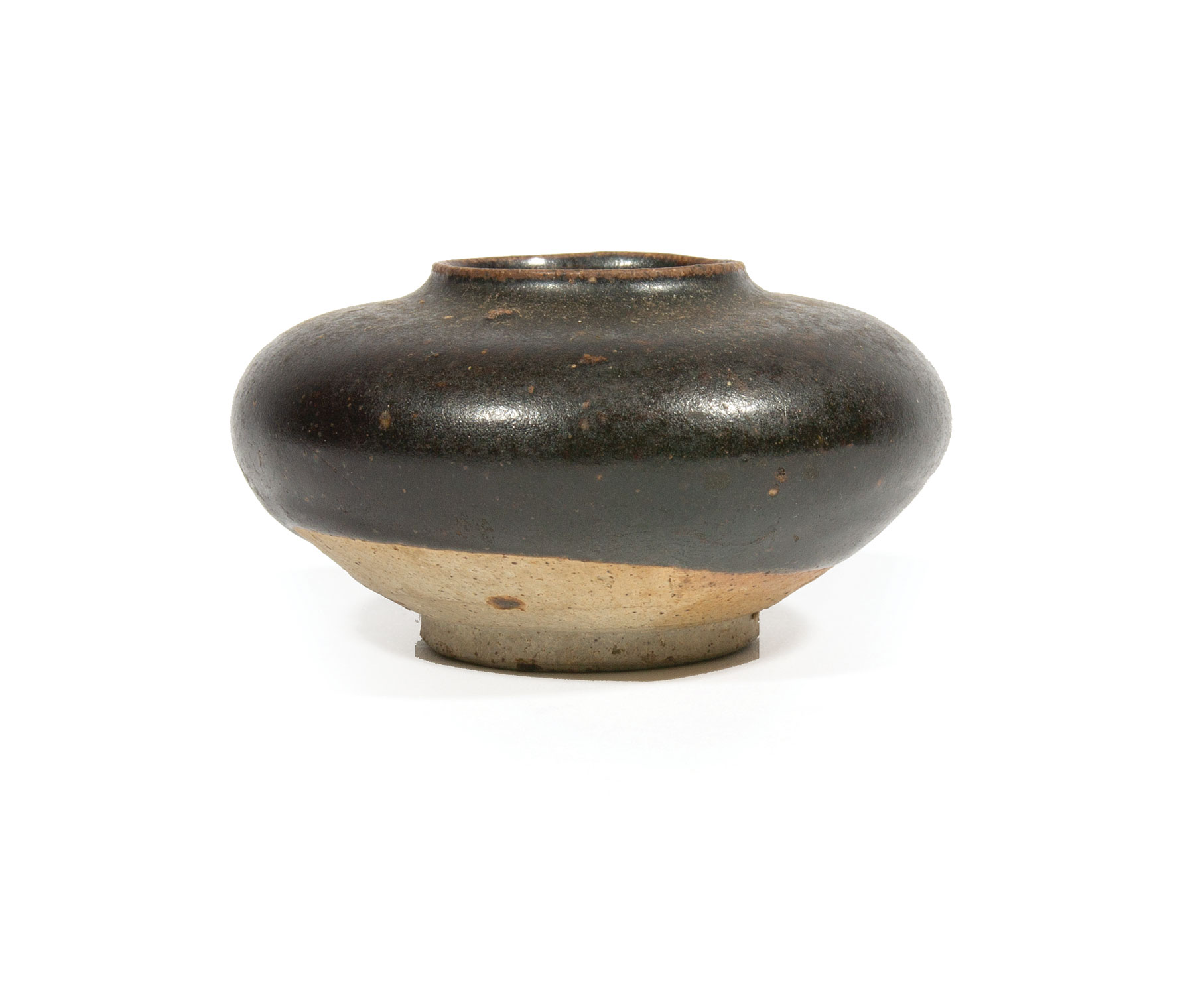 Chinese Henan Black Glazed Pottery Vessel , probably Song Dynasty (960-1279), h. 1 5/8 in., dia. 3