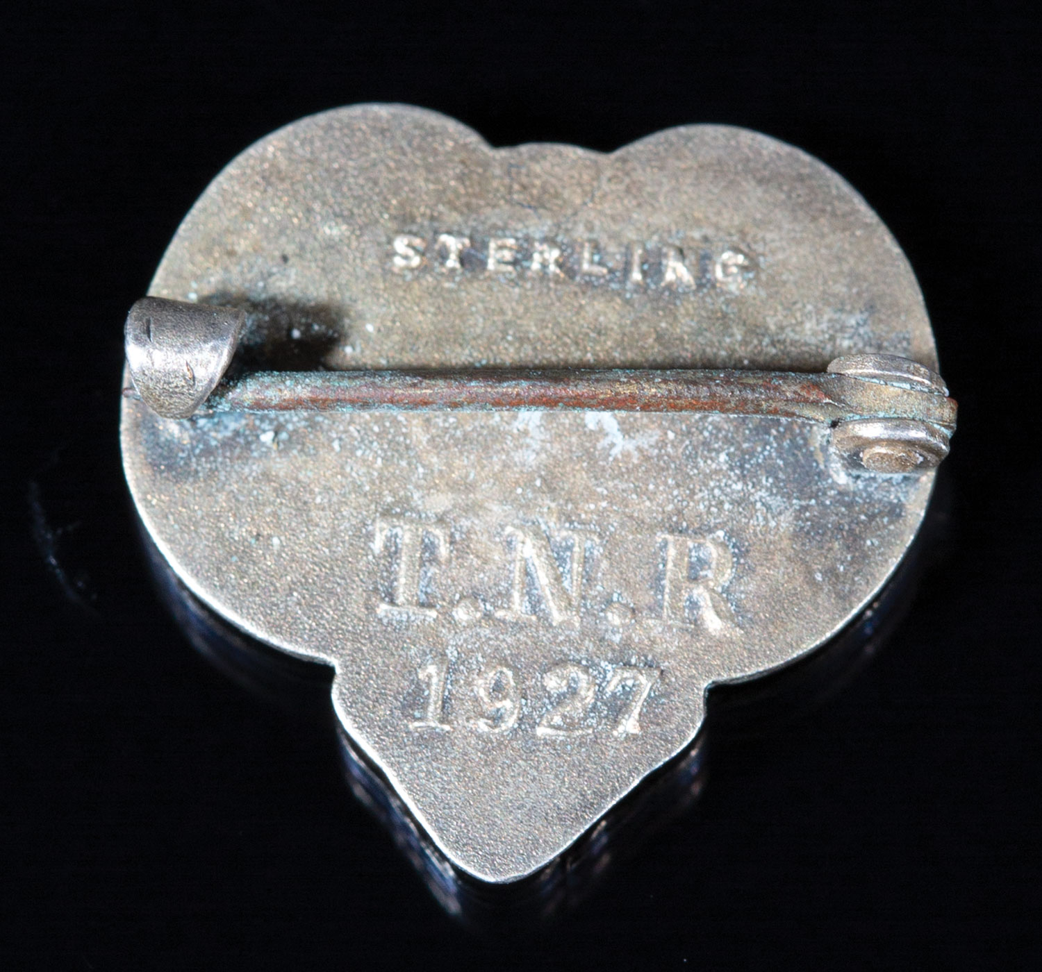 [MARDI GRAS] , Twelfth Night Revelers, sterling and enamel krewe favor pin, 1927 - Image 2 of 2