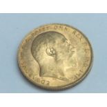 King Edward VII sovereign, 1909, obv bare head, rv George & Dragon, weight 8.0g, condition F.