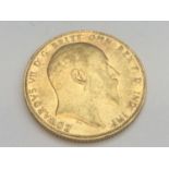 King Edward VII sovereign, 1908, obv bare head, rv George & Dragon, weight 8.0g, condition VF.