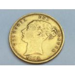 Queen Victoria half sovereign, 1885, obv young head, rv shield, weight 3.94g, condition Good.