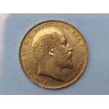 Edward VII Sovereign, 1907, bare head R obv, Geo. & Drag rev, 8.00g, aVF