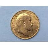 Edward VII Sovereign, 1907, bare head R obv, Geo. & Drag rev, 8.00g, aVF