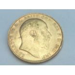 King Edward VII sovereign, 1906, obv bare head, rv George & Dragon, weight 8.0g, condition VF.